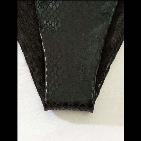 Snakeskin Metallic Linked Thong Bikini Swimsuit - Picture 4 of 7